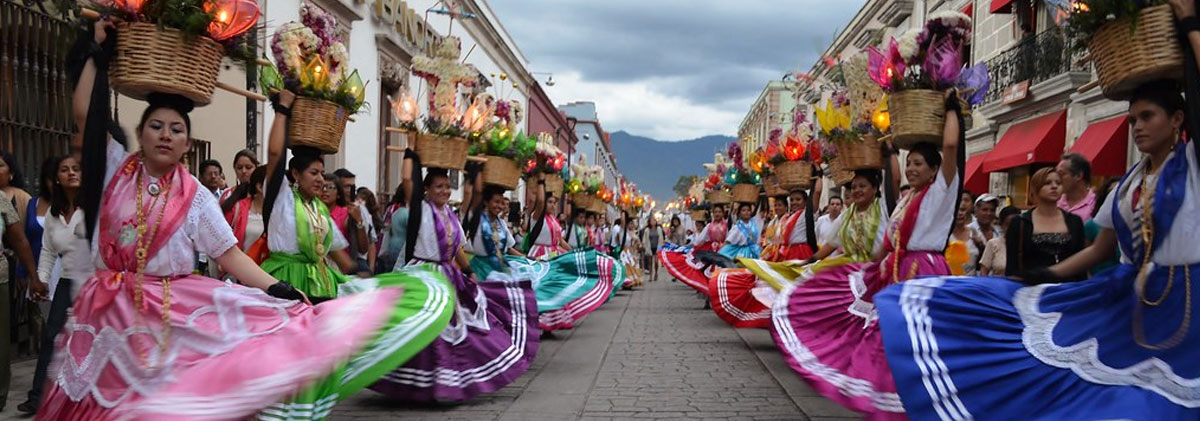 la fiesta de la guelaguetza